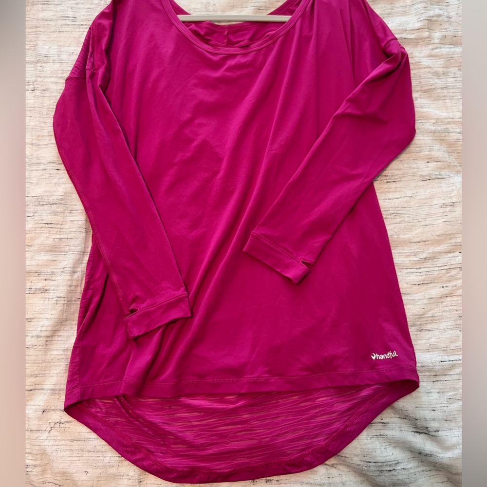Handful Peek-A-Breeze Long Sleeve Top Size XL